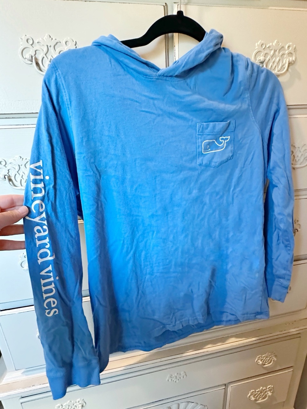 Vineyard Vines Unisex Light Blue Whale Pocket Hooded Long-Sleeve Tee
